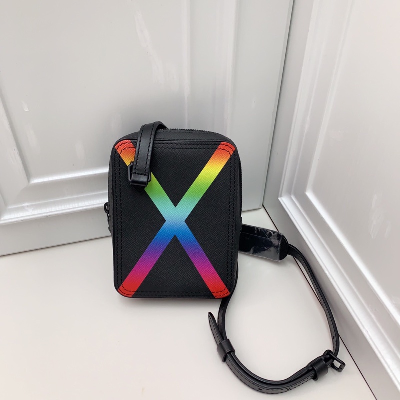 閒置新Louis Vuitton路易威登 Danube Messenger 彩虹秀款相機包芯片款 -2