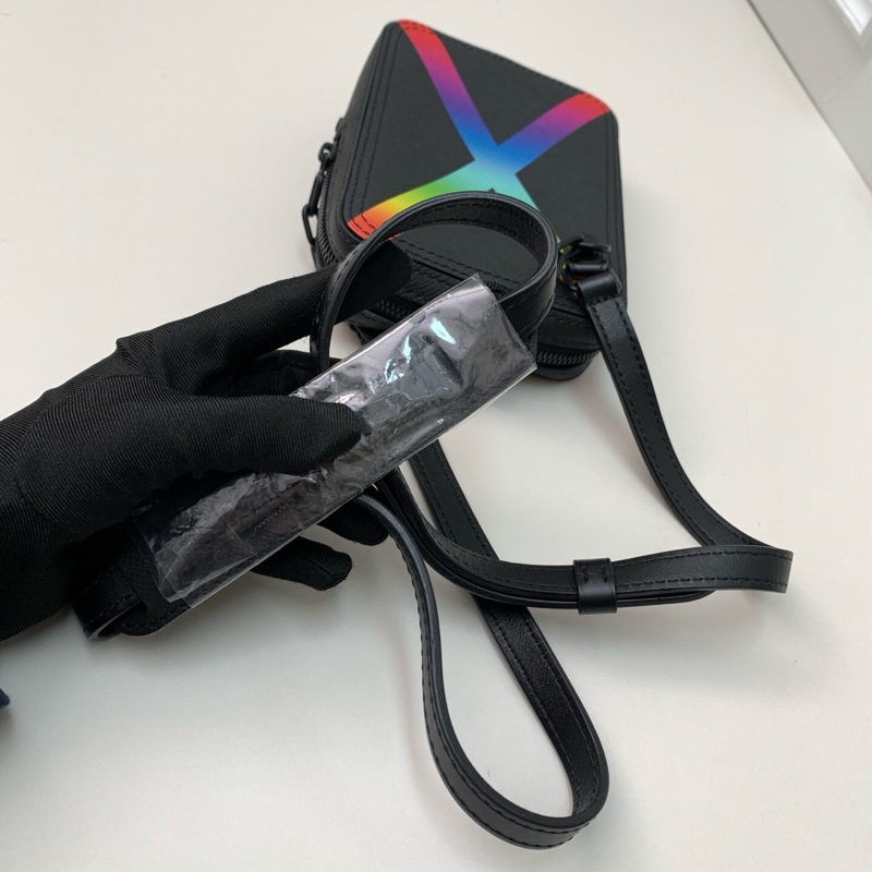 閒置新Louis Vuitton路易威登 Danube Messenger 彩虹秀款相機包芯片款 -4