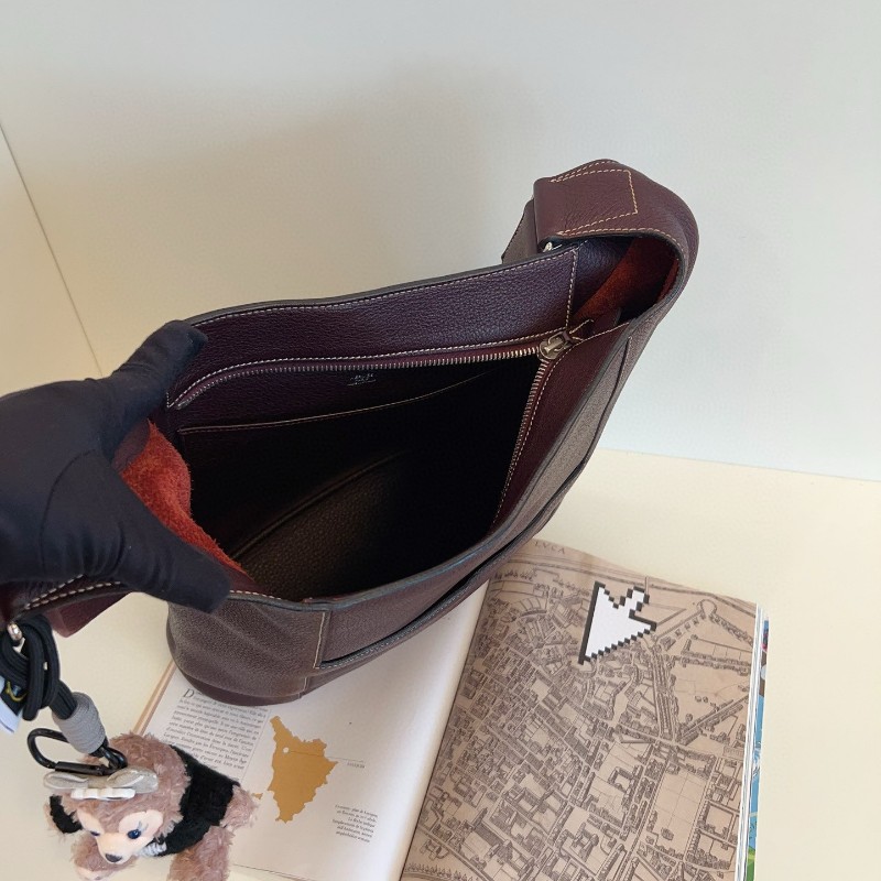 Hermes愛馬仕 Vintage絕版Good News全皮水桶包 斜背包 肩背包 深紫紅Tc皮-6
