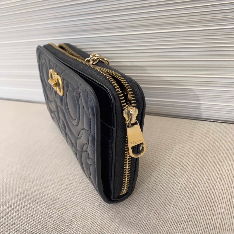 98新 Ferragamo 黑金單肩斜挎鏈條包 經典永不過時 溫柔的小羊皮質-2