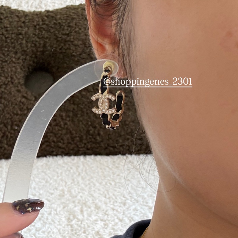 香奈兒 Chanel 全新品 25B皮穿鏈圈圈水鑽logo耳環❗️尚未抵台-9