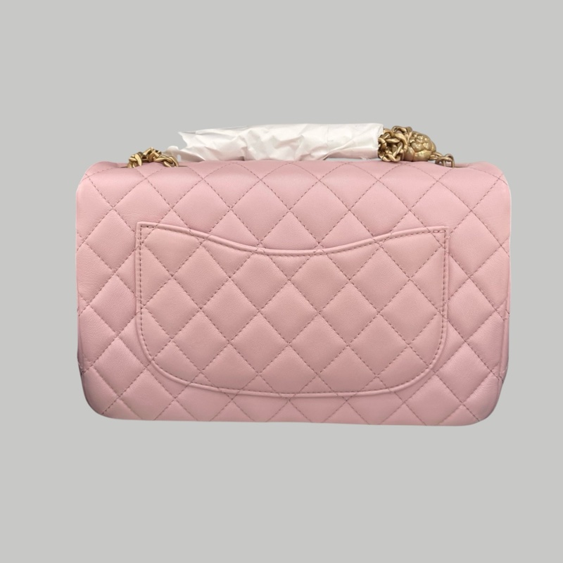 Chanel  粉紅色羊皮山茶花調節扣-1