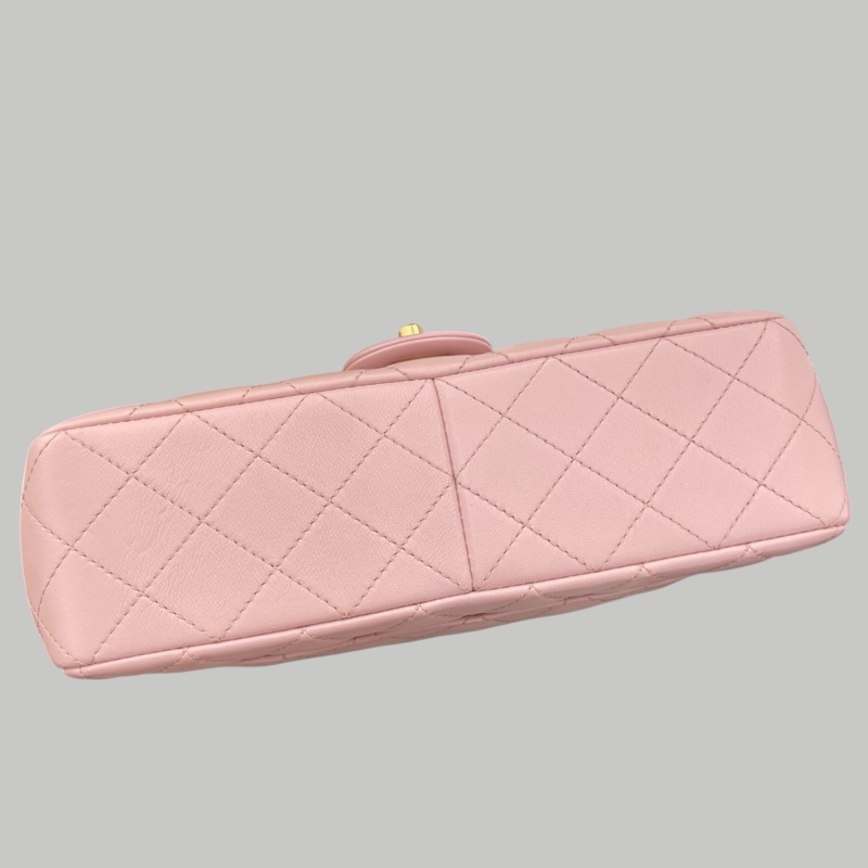 Chanel  粉紅色羊皮山茶花調節扣-2