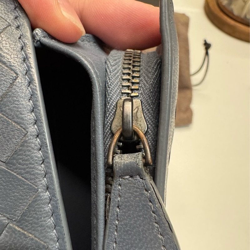 BV霧霾藍長夾-19