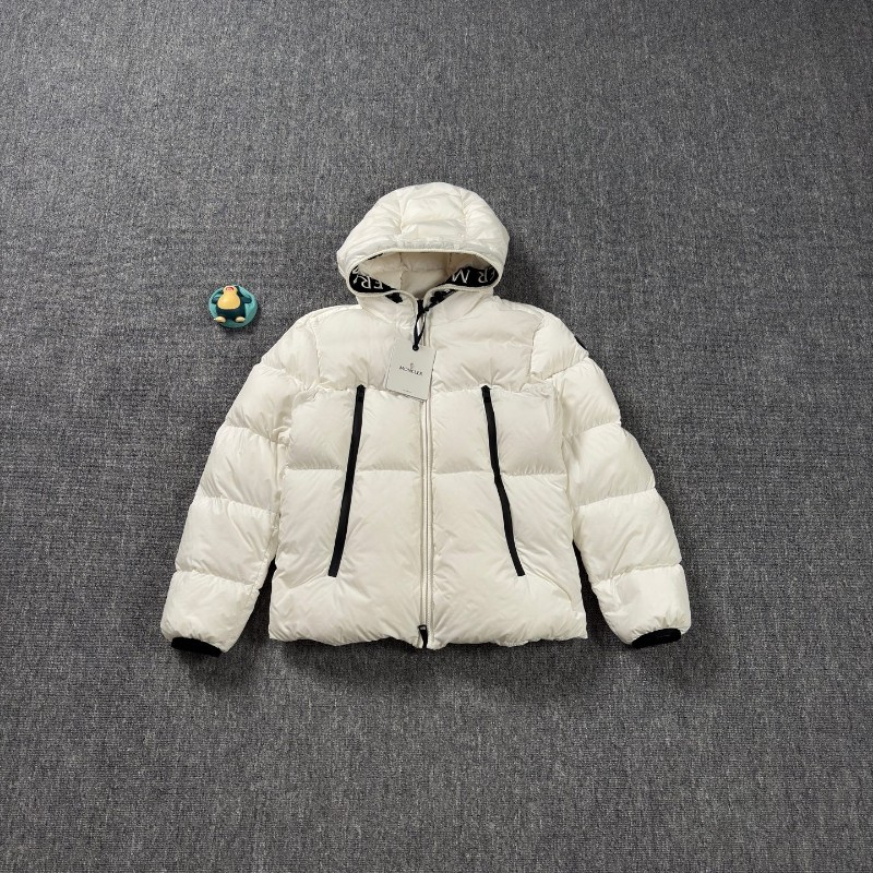 Moncler 黑標系列帽子標語白色羽絨服外套/3碼-0