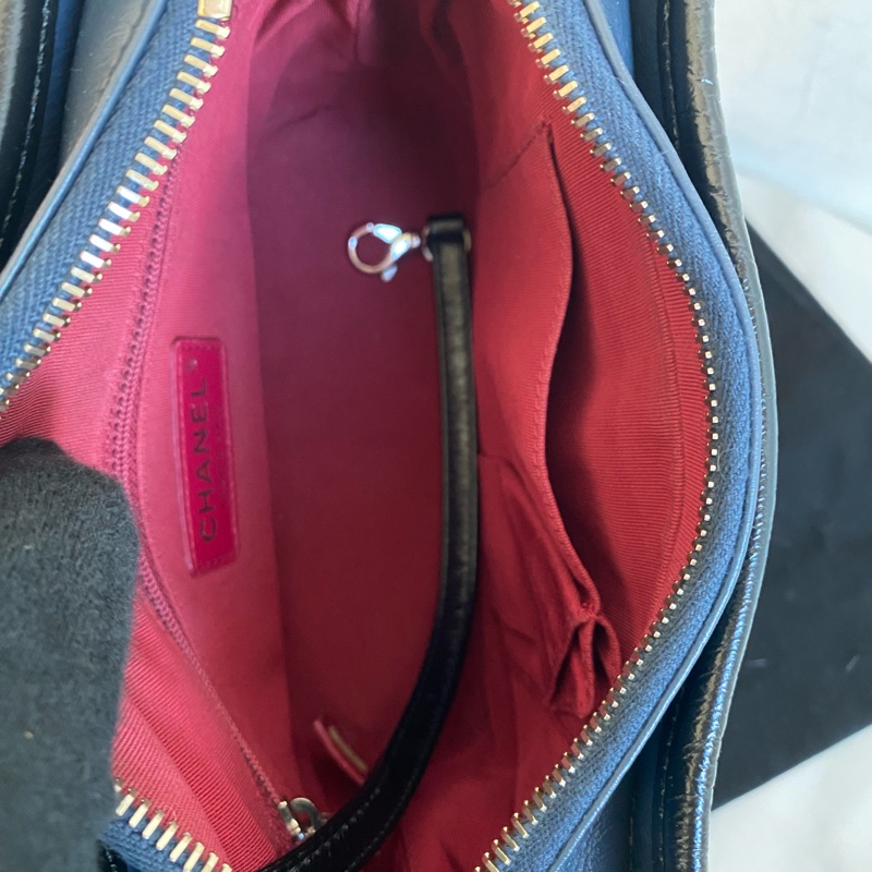 Chanel 流浪包Gabirelle-9