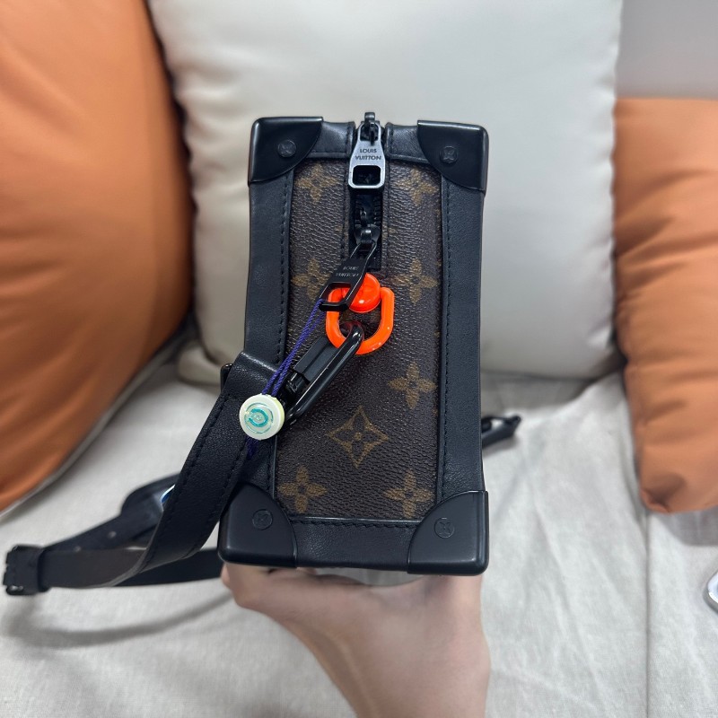 LV/路易威登 Virgil Soft Trunk 老花盒子包 2018 尺寸：25×17×10cm-3