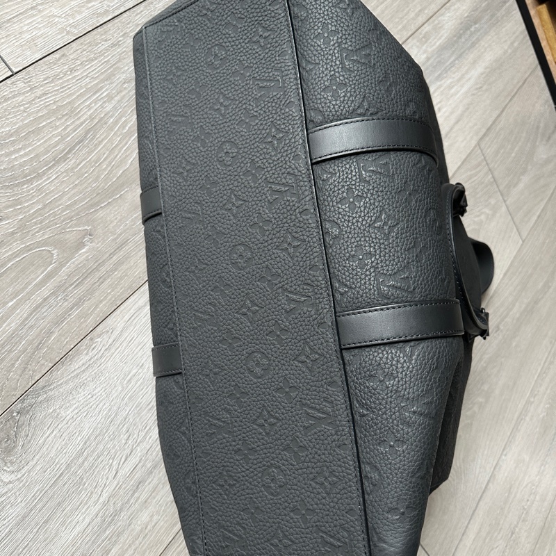 LOUIS VUITTON 路易威登 M21865 黑原花壓紋 Sac Plat 24H 肩背手提包 手提包-15