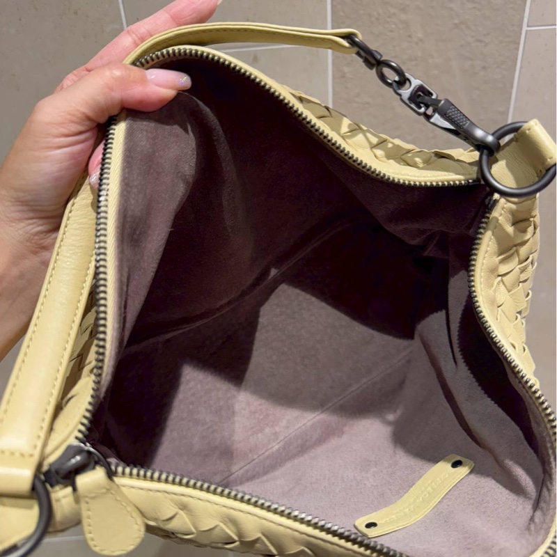 BOTTEGA VENETA BV 葆蝶家 全皮 小雞黃 淡土黃 編織 便當包 飯盒包 手提包 肩背包 側背包 腋下包-10