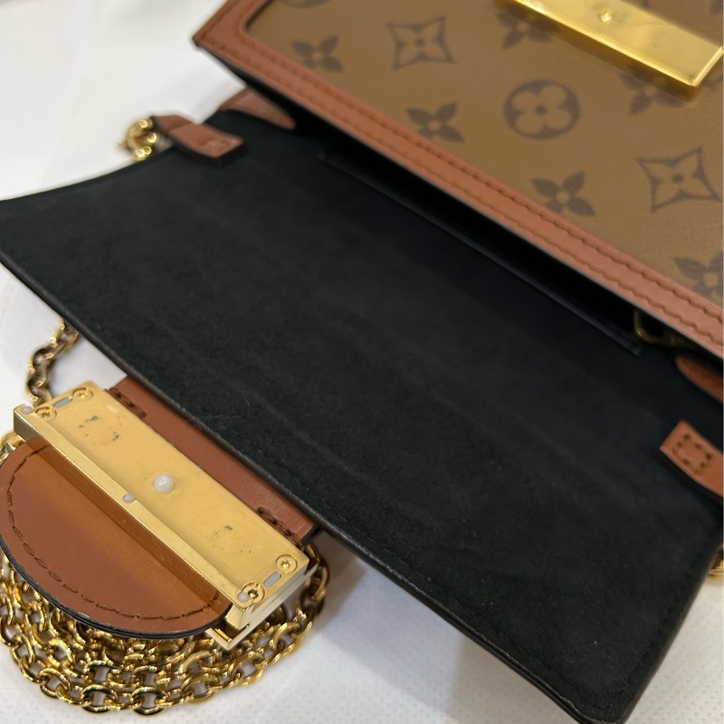 LV拼色老花Dauphine woc 鍊包-7