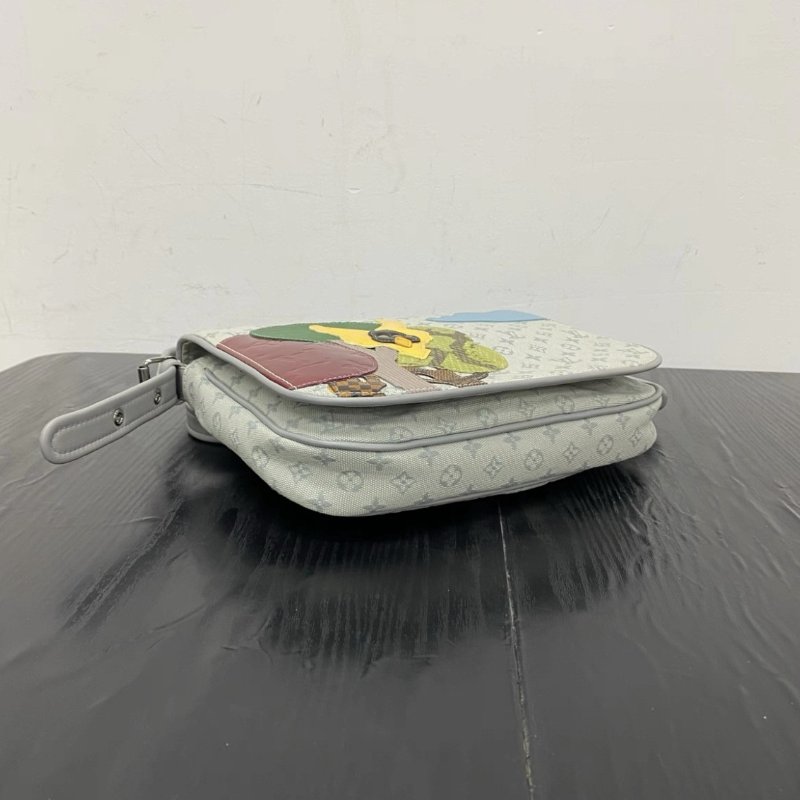 LV 童話限定動物園系列系列肩背郵差包 24*20 98新配件塵袋-4