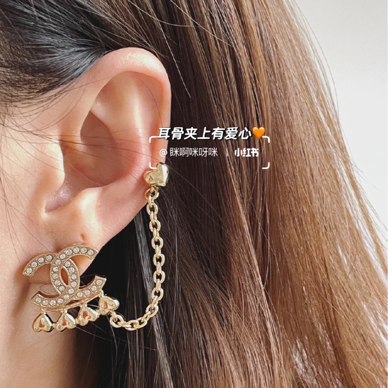 ෆ Chanel愛心耳骨夾耳釘-0