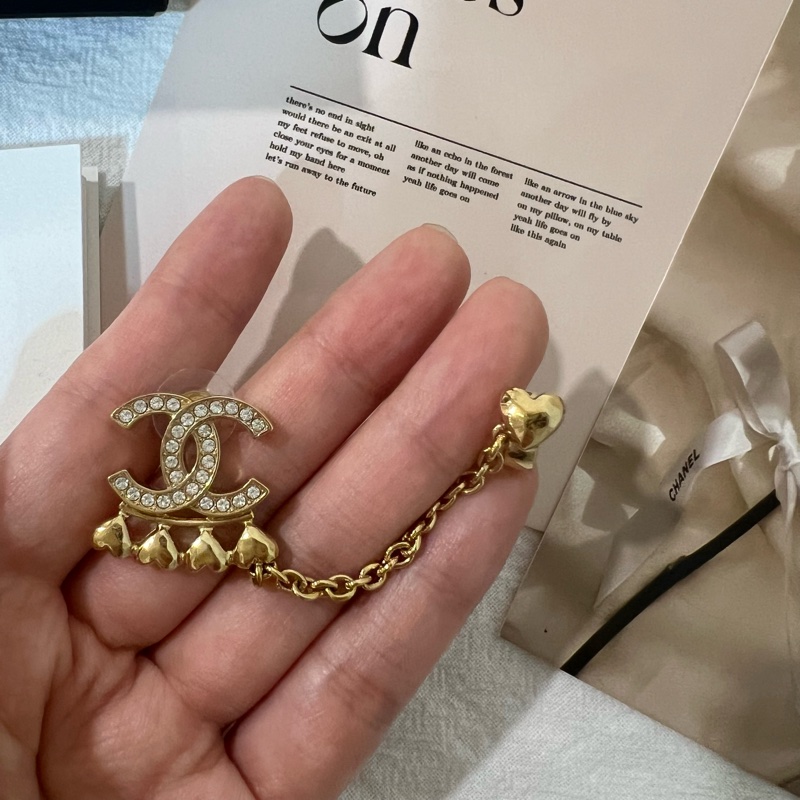 ෆ Chanel愛心耳骨夾耳釘-2
