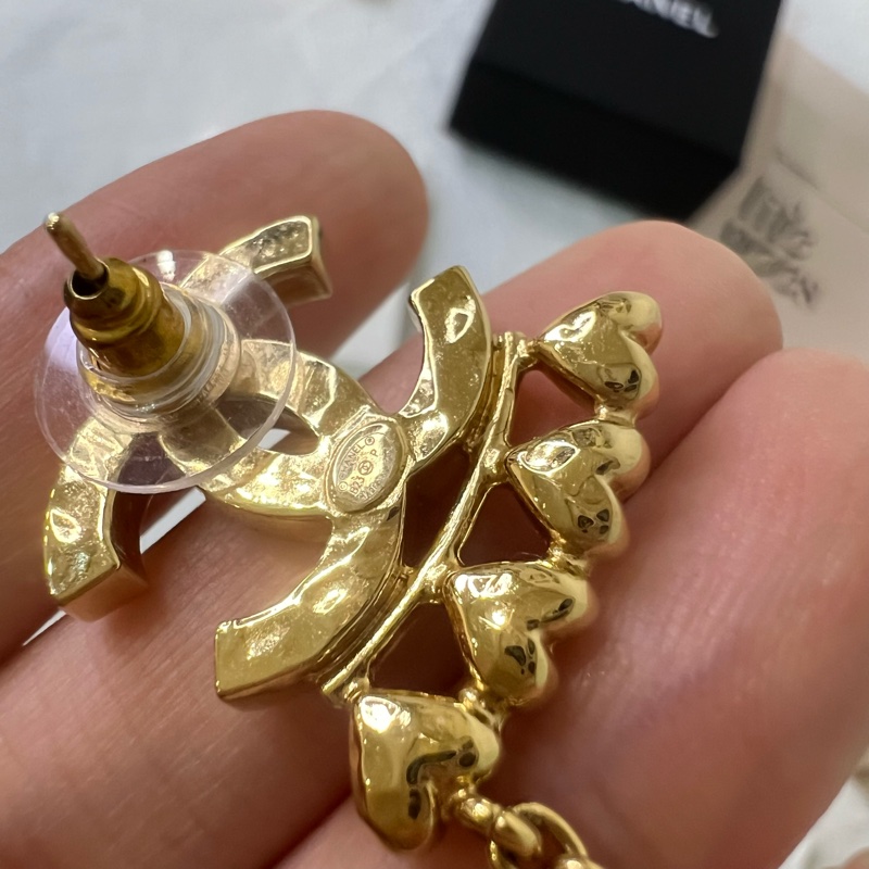 ෆ Chanel愛心耳骨夾耳釘-6