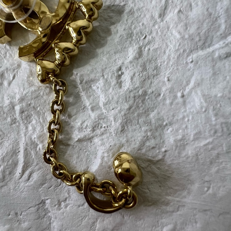 ෆ Chanel愛心耳骨夾耳釘-7