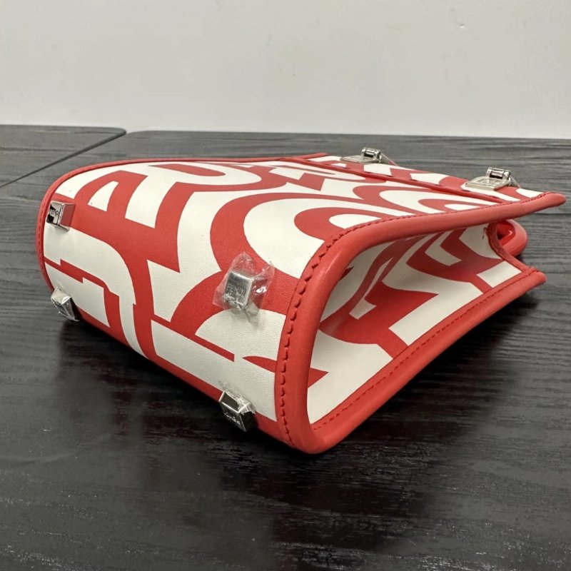 FENDI Sunshine 紅白限定mini琴譜 13*17*5.5 全新閒置配件塵袋-2