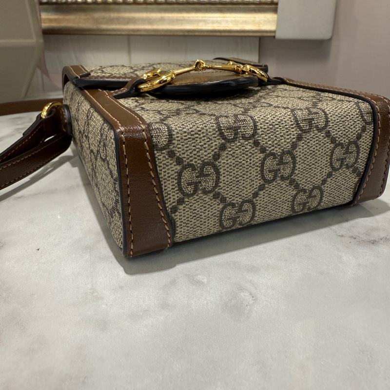 Gucci咖PVC1955金釦下蓋磁吸馬銜釦肩斜手機包-4