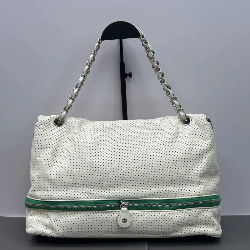 CHANEL 中古白色拼綠色銀扣機場包 36*22*11 98新配件塵袋-5