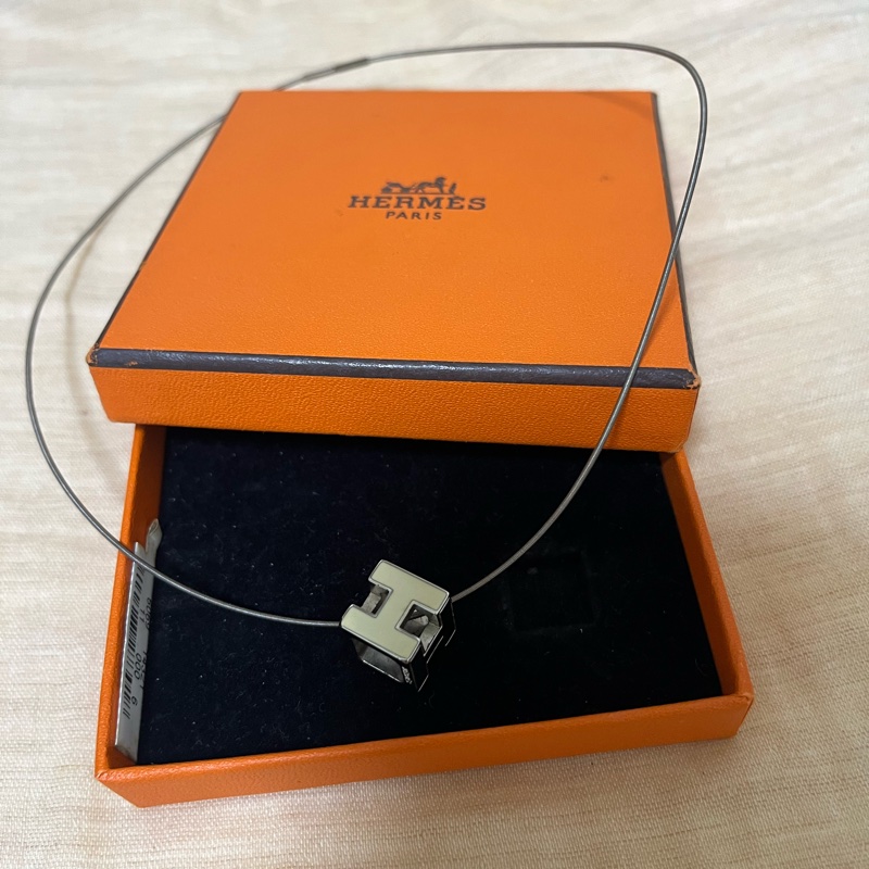 ✨ 絕版珍藏・Hermès Cube H 白色項鍊 ✨-0