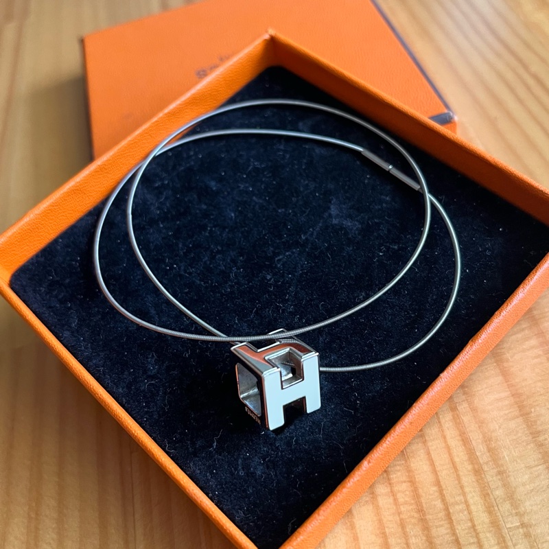 ✨ 絕版珍藏・Hermès Cube H 白色項鍊 ✨-3