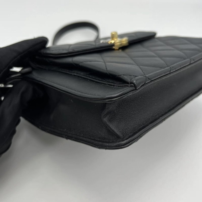 CHANEL 鴛鴦扣雙C鏈條肩背斜背包 18.5*15.5*4 98新配件保卡塵袋-3