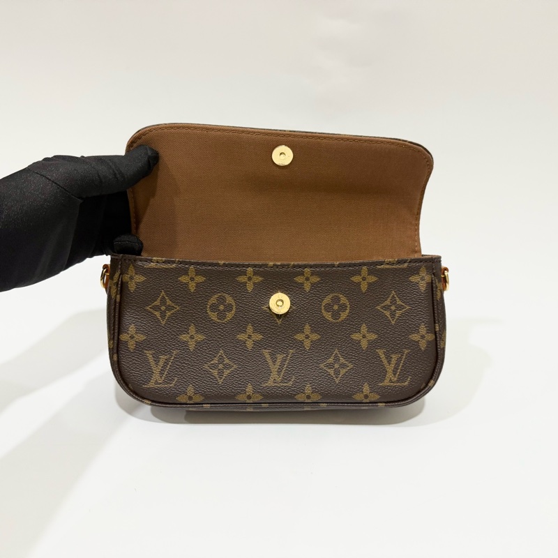 LV原花磁吸釦下蓋IVY WOC肩側背包M81911-7