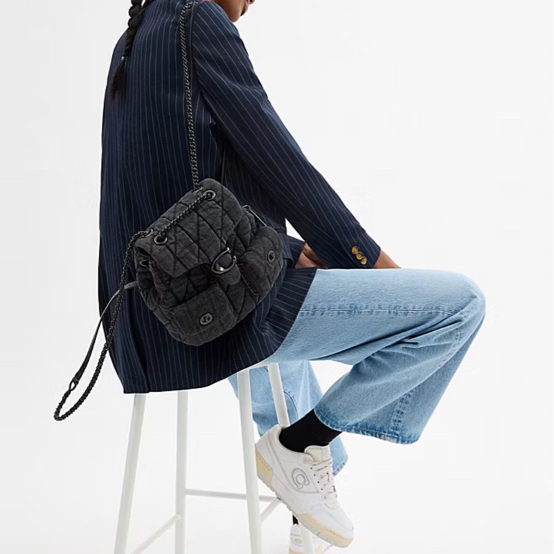 告別2025斷捨離價格🉐正櫃2萬多缺貨🏅95新✨COACH 黑牛仔 黑釦 可斜揹 三用包 三背法TABBY 絎縫後背包 斜揹 肩背 後背-1