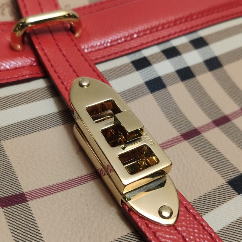 Burberry Minford 牛皮 漆皮 格紋 馬術騎士印花 斜背包 單肩包-11