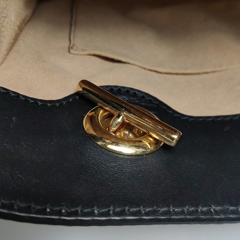 Gucci Padlock 小號 牛皮 蜜蜂 印花 鎖扣 單肩包-10