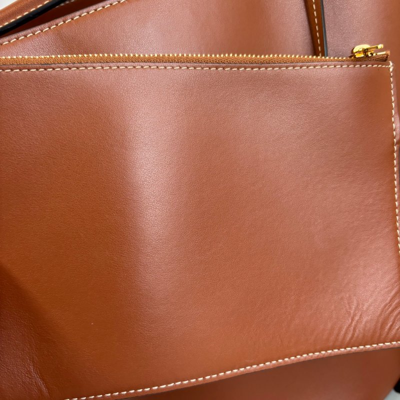 ::CELINE:: 焦糖色 Teen Bucket16 手提肩背包 斜背包-29