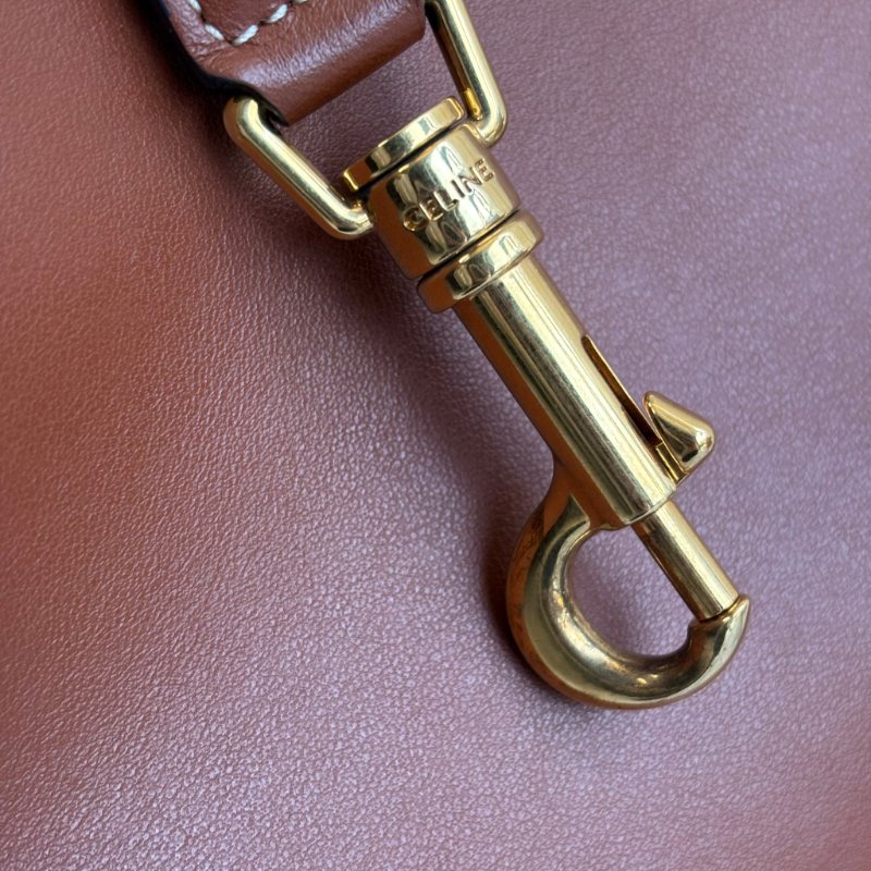 ::CELINE:: 焦糖色 Teen Bucket16 手提肩背包 斜背包-42