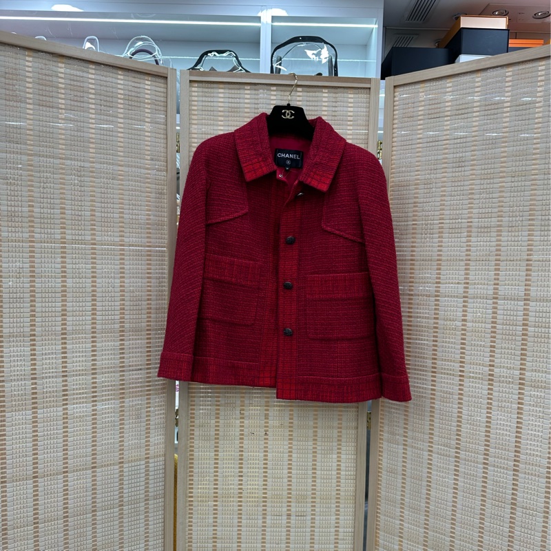 Chanel香奈兒 暗紅雙口袋黑銀扣粗呢外套 近全新 未穿過 36碼-0