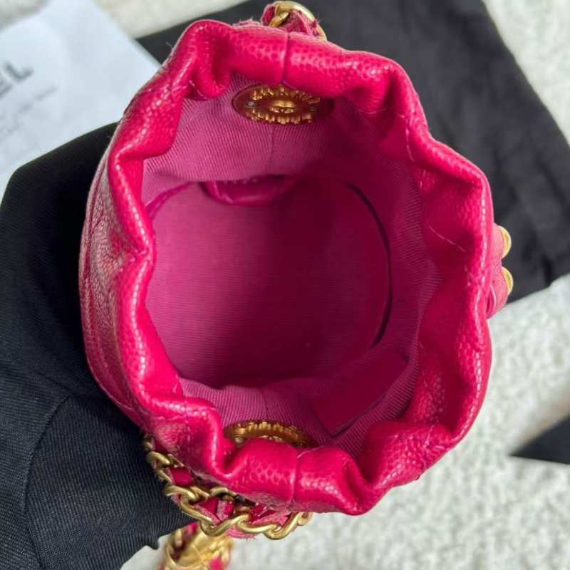 ✨Chanel 金幣鍊條荔枝牛皮mini小水桶 9*12 全新配件塵袋-1