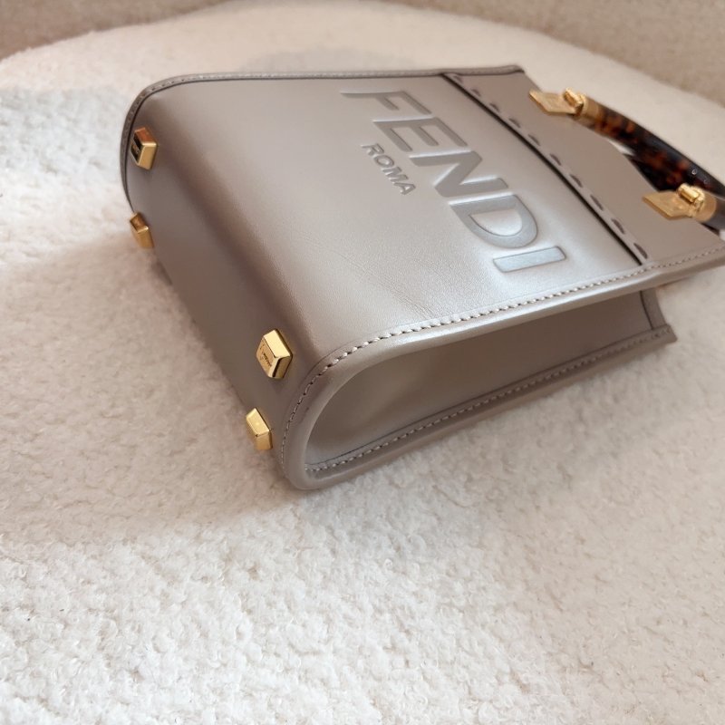 Fendi 大象灰琴譜托特迷你，玳瑁手柄金扣 99新 配件塵袋-6