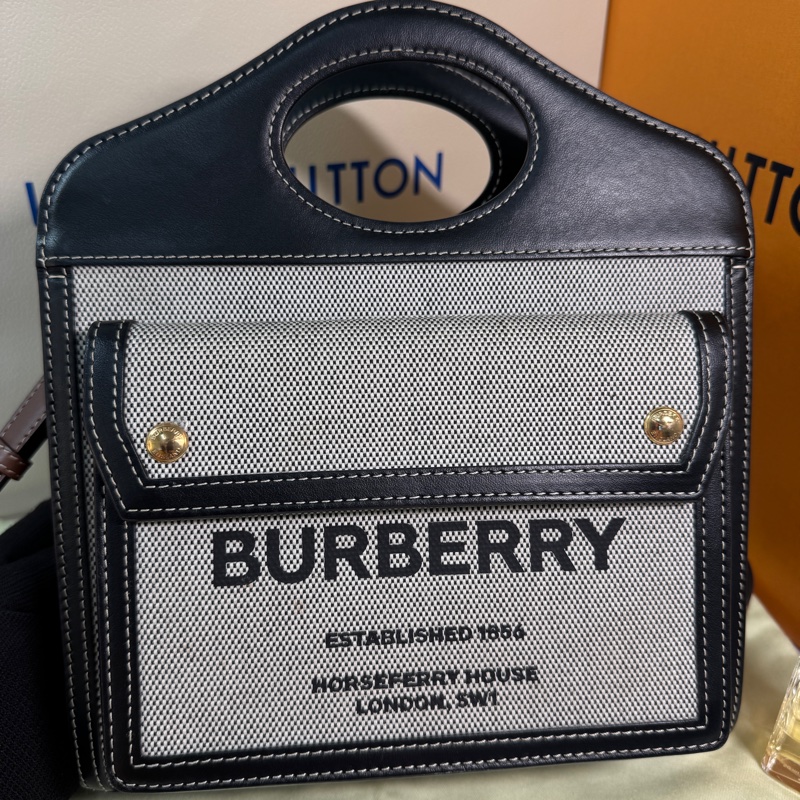 #Burberry #學院包 #斜背包 #經典英格蘭風🥰-11