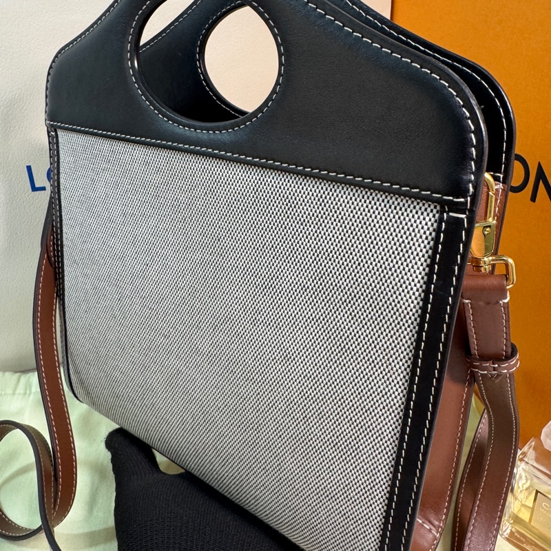 #Burberry #學院包 #斜背包 #經典英格蘭風🥰-19