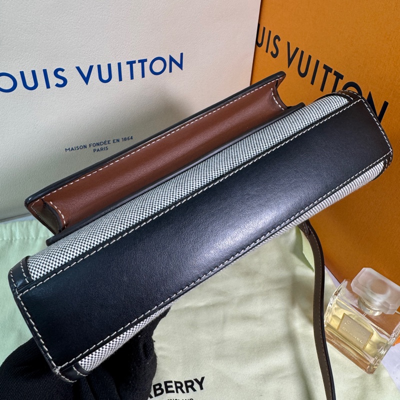 #Burberry #學院包 #斜背包 #經典英格蘭風🥰-20