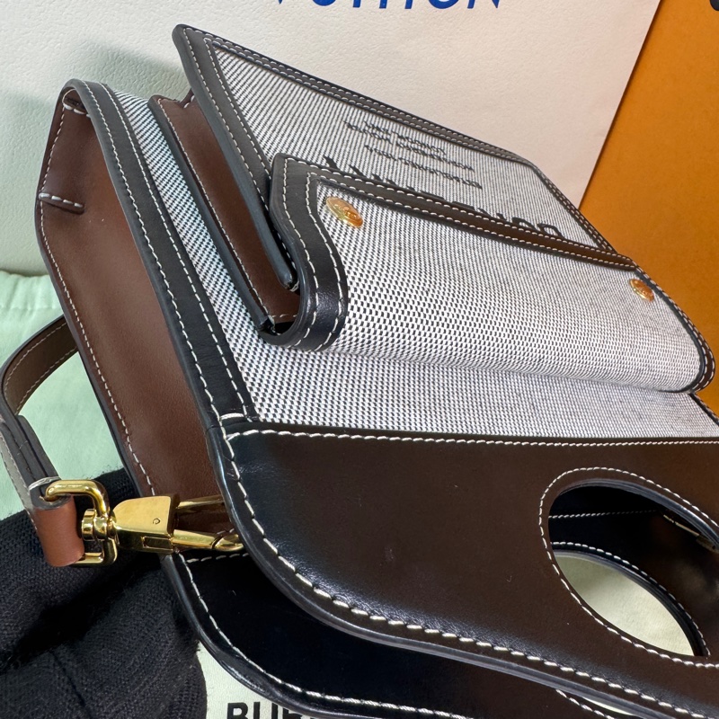 #Burberry #學院包 #斜背包 #經典英格蘭風🥰-28