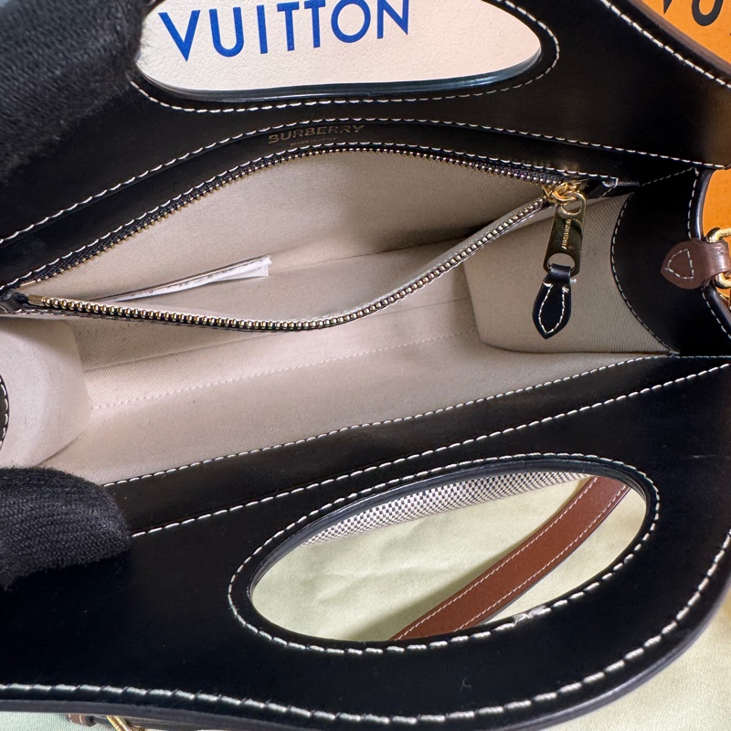 #Burberry #學院包 #斜背包 #經典英格蘭風🥰-30