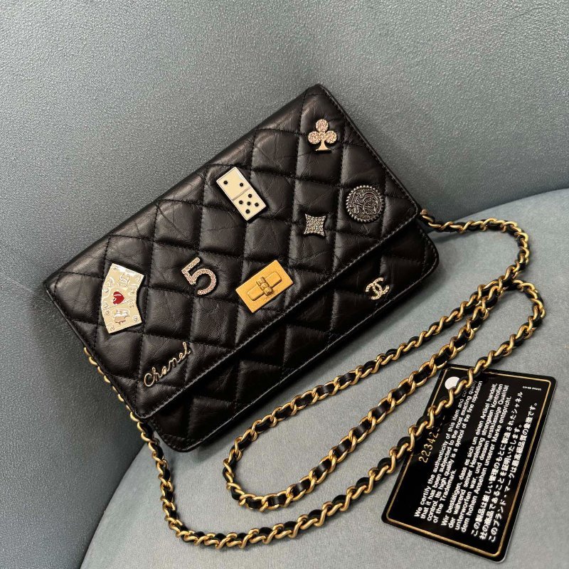 Chanel 徽章2.5 woc賭神系列 99新 配件塵袋保卡-0
