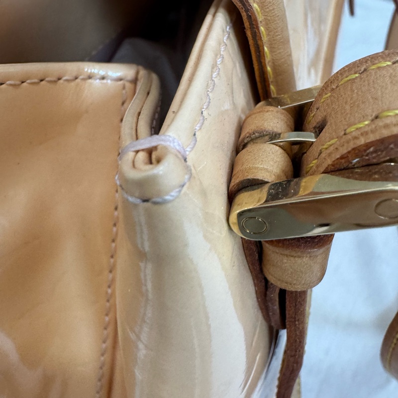 Louis Vuitton 黃色漆皮壓紋肩背包-19