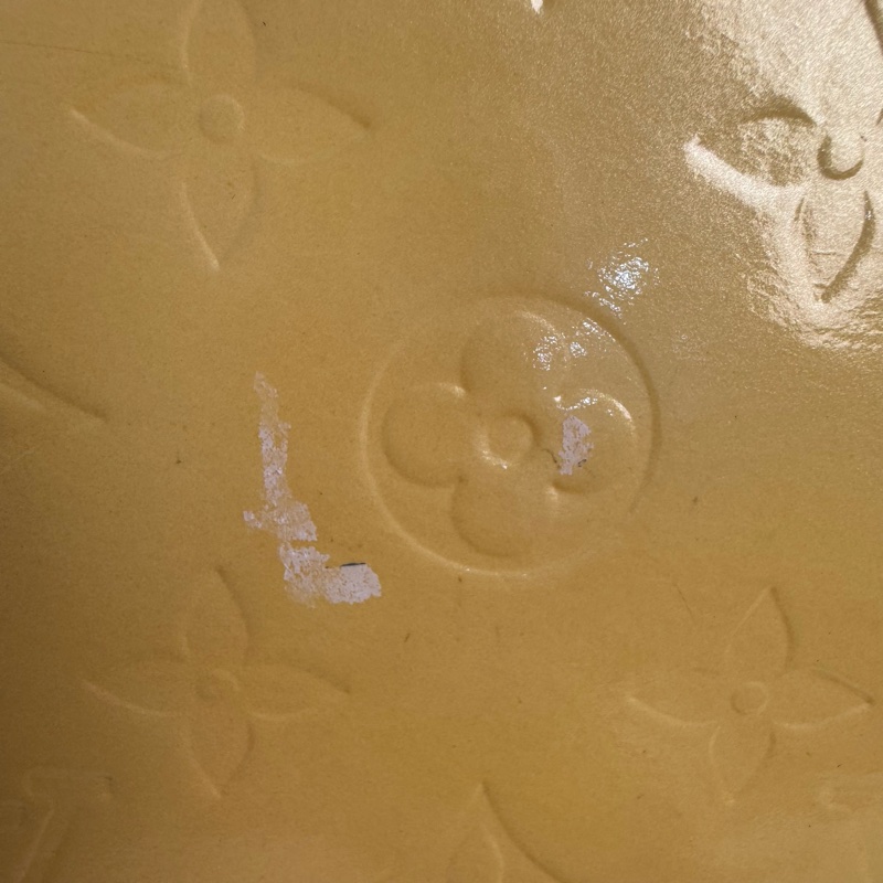 Louis Vuitton 黃色漆皮壓紋肩背包-34