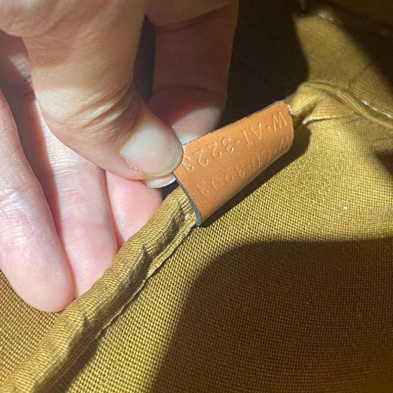 CELINE TRIOMPHE 經典老花帆布拚小牛皮 斜背包 小號 18*13*23 98新 配件防塵袋盒子-3