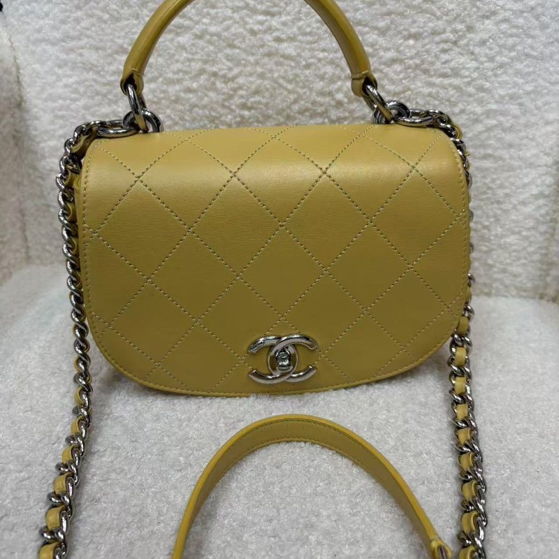 ✨Chanel 外縫線翻蓋郵差包 98新 配件塵袋-0