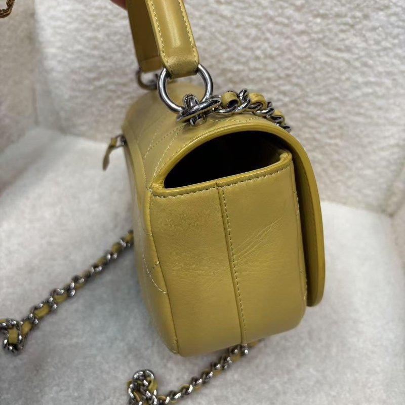 ✨Chanel 外縫線翻蓋郵差包 98新 配件塵袋-7