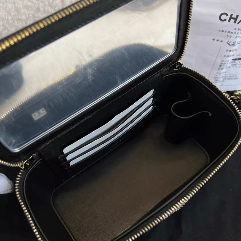 ✨Chanel 水鑽手柄化妝盒包 全新 配件塵袋-1