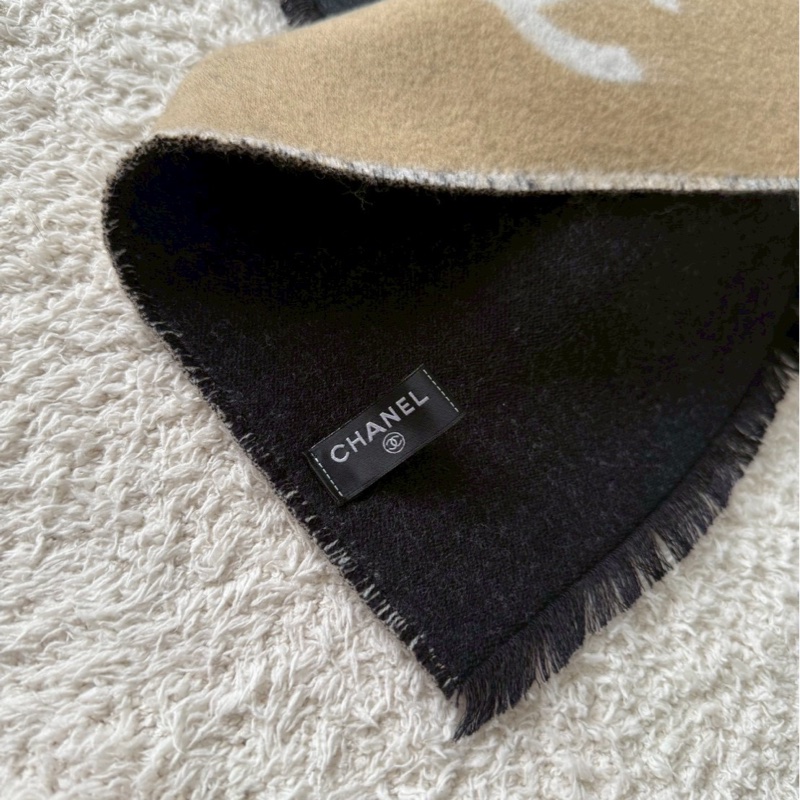⭐️賣場有滿額折扣⭐️CHANEL 米色/奶茶色 雙面圍巾-5