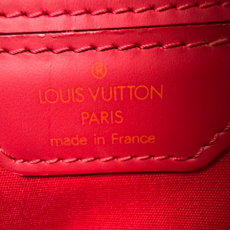 Louis Vuitton 紅色 EPI水波紋琴譜包-10