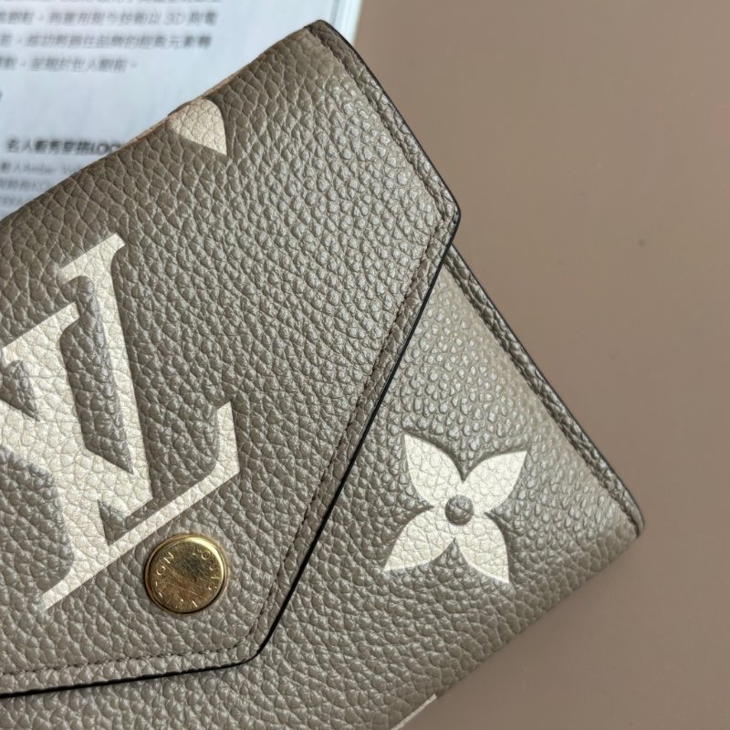 ::LOUIS VUITTON:: LV M81861 Victorine Wallet 斑鳩灰 信封式三摺短夾 小短夾-3