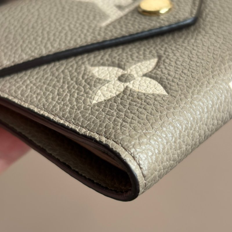 ::LOUIS VUITTON:: LV M81861 Victorine Wallet 斑鳩灰 信封式三摺短夾 小短夾-16